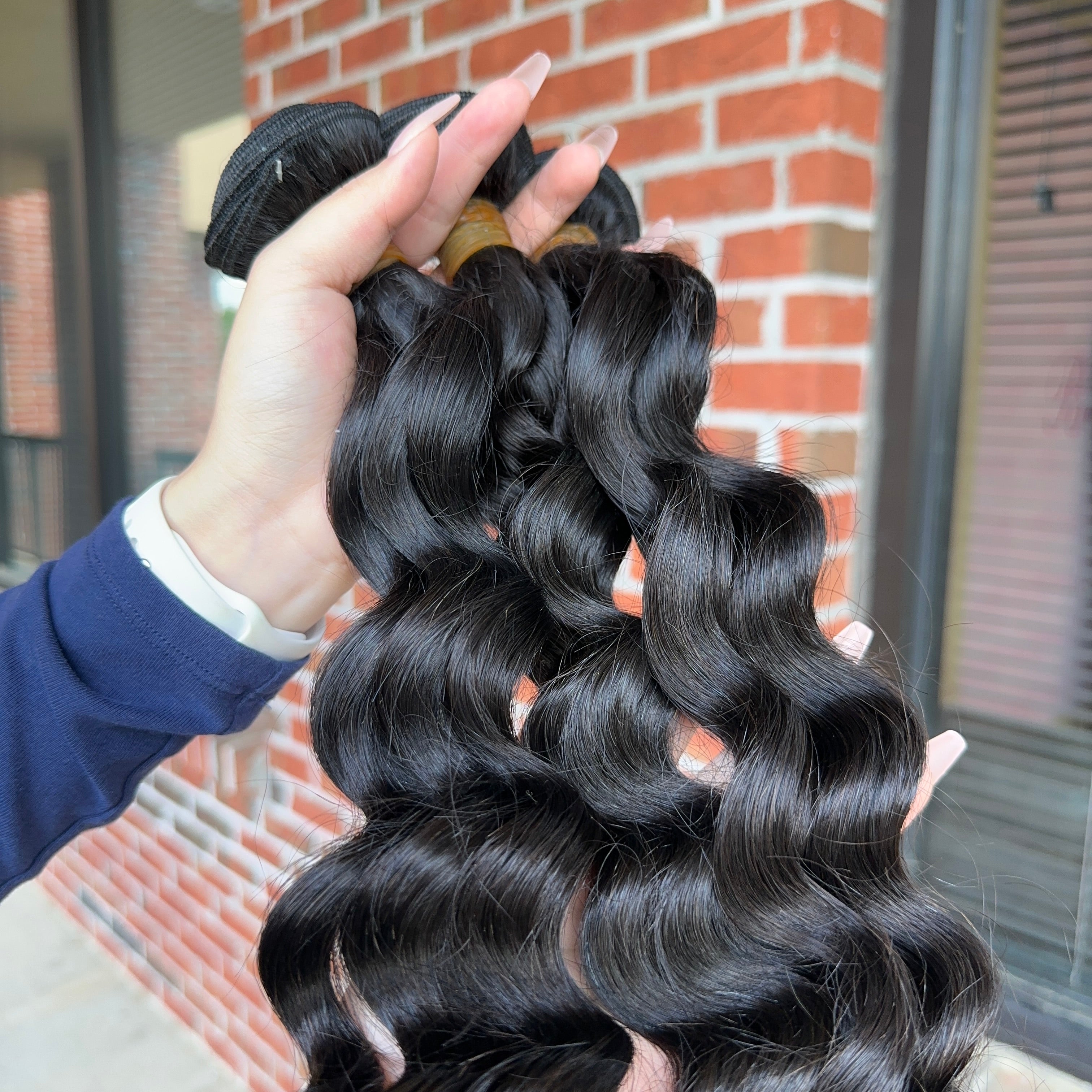 Raw Brazilian Loose Wave  Human Hair Bundles (Yellow band)