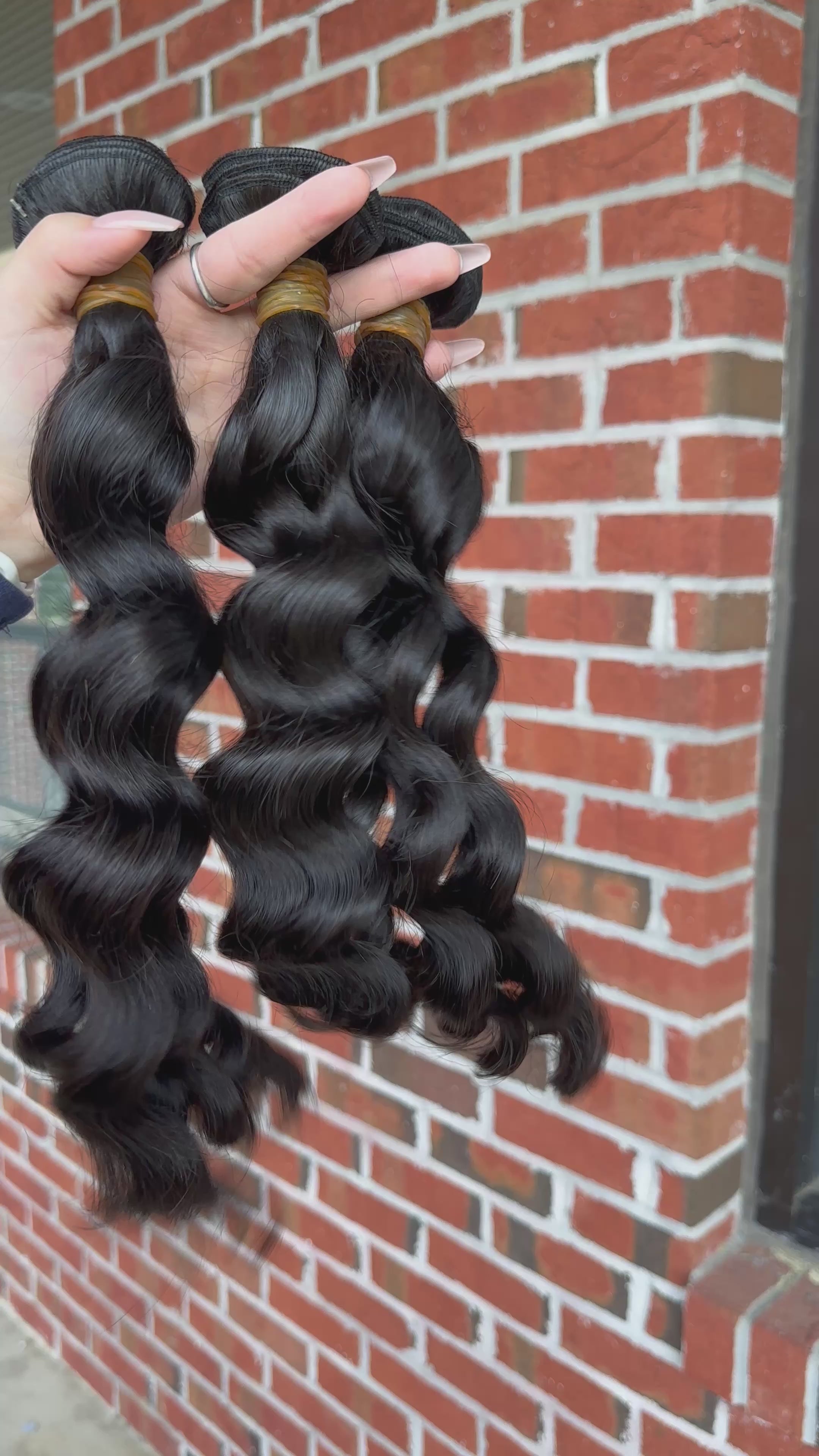 Raw Brazilian Loose Wave  Human Hair Bundles (Yellow band)